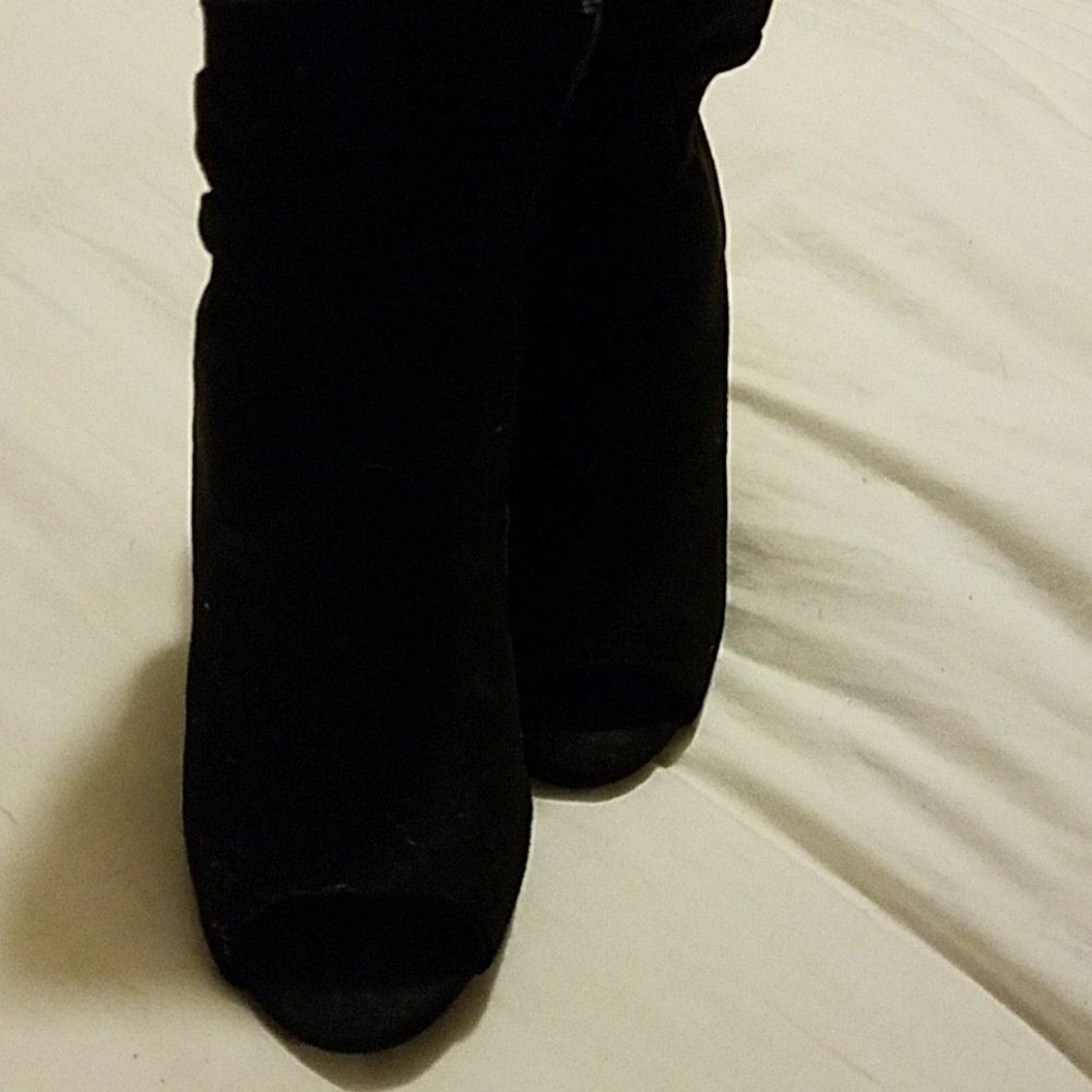 black booties - Picture 5 of 7
